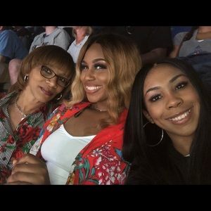 Meet your Posher, Annalise